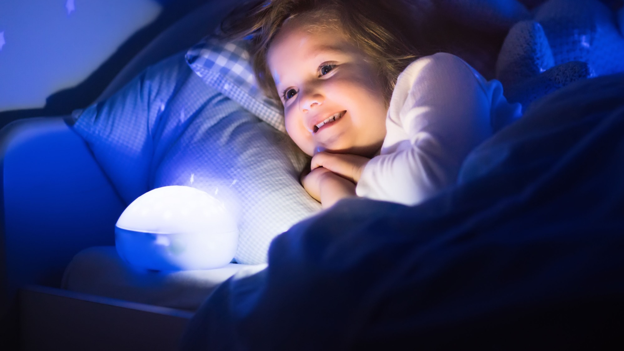 Pros and cons of using night lights