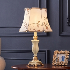 LOHAS 1-Light Creamy White Table Lamp,European Classical Style Table Light with Embroidered Lampshade,Perfect for Bedroom,Living Room,Study,Office
